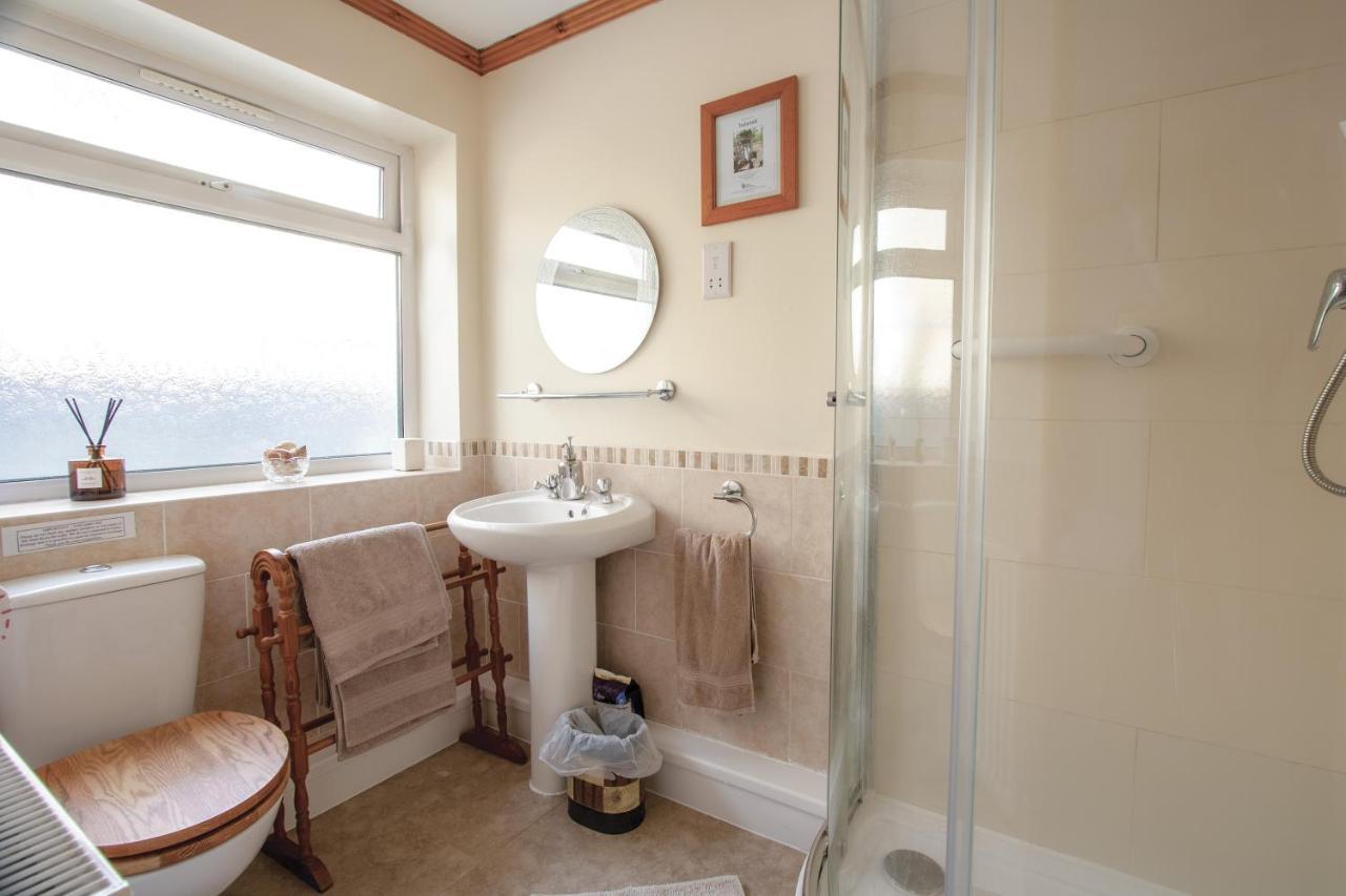 Bronllys Farm Coastal Self-Catering Llanelli Exterior foto